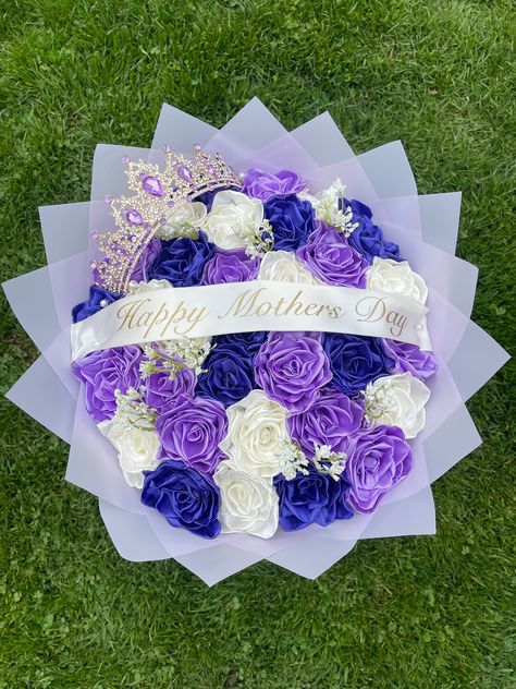 Customizable! Message me! Purple Ribbon Bouquet, Purple Roses Bouquet, Purple And White Bouquet, Quince Bouquet, Blue Birthday Themes, Bouquet Business, Quinceanera Bouquet, Roses Bouquet Gift, Purple Flower Bouquet