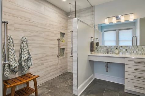 Senior Bathroom Design, Senior Bathroom, Handicapped Bathroom, First Floor Bedroom, Accessible House, Accessible Bathroom Design, Master Suite Bathroom, Ada Bathroom, Accessible Home