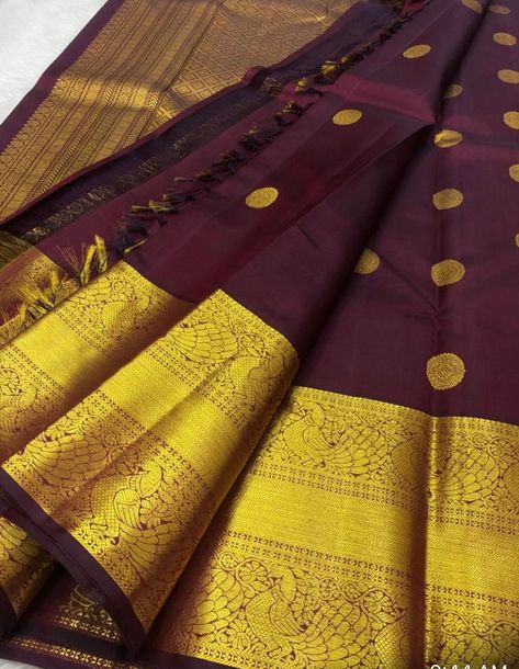 Traditional and very elegant Maroon colour pure kanchipuram saree with heavy zari border and pallu. This saree is perfect for any party. Quality of the saree is unquestionable. DesiModel is committed to bring you the best. Maroon Silk Saree Kanchipuram, Maroon Colour, Maroon Saree, Jamdani Saree, Kanchipuram Silk Saree, Kanchipuram Saree, Maroon Color, Beautiful Saree, May 20