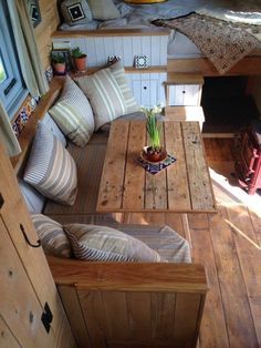 Bus Kitchen, Rustic Camper, Rv Living Room, Caravan Storage, Skoolie Conversion, Rv Interior Design, Camper Interior Design, Bus Conversions, Astro Van