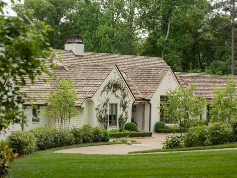 Woodlands Cottage | Jonathan Miller Architecture & Design Modern English Cottage Exterior, European Cottage Exterior, Modern French Country Exterior, Modern European Farmhouse, English Cottage Exterior, Modern English Cottage, Cottage Extension, French Country Exterior, European Cottage