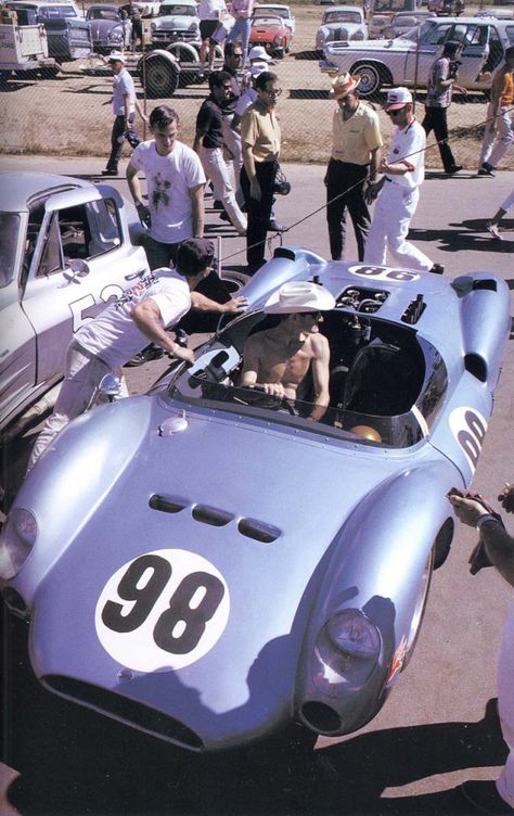 Ken Miles, Shelby Car, Daytona Coupe, Classic Race Cars, Course Automobile, Classic Racing Cars, Vintage Muscle Cars, Ac Cobra, King Cobra