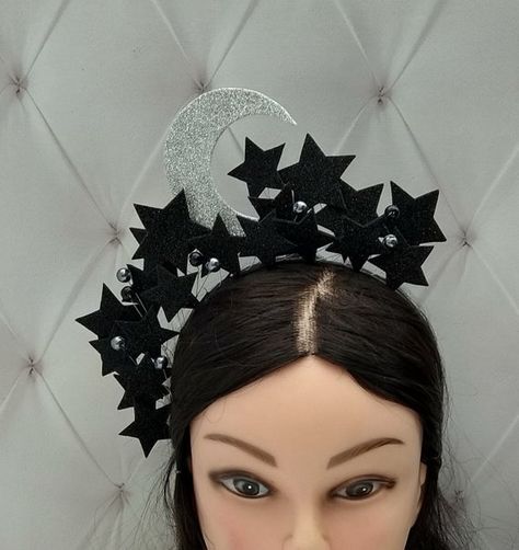 Each part Black star moon crown is 100% hand made. Each stars Celestial halo headpiece is made by my hands with love for you. This Goddess headdress is made of black and silver glitter foam. The base of the Witch tiara is made of wire that is wound with a tape. The stars are made by hand and Goddess Headdress, Moon Crown, Halo Headpiece, Star Crown, Moon Galaxy, Metal Headbands, Witch Costume, Star Moon, Elastic Headbands