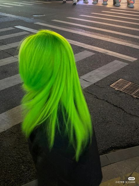 Lime Hair Color, Toxic Green Hair, Neon Green Hair Short, Neon Green Hair Color, Green Hair Aesthetic, Character Art Cartoon, Bright Green Hair, Light Green Hair, Green Hairstyles