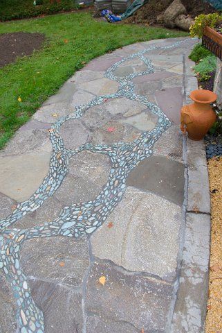 Patio Driveway Ideas, Faux Flagstone, Driveways Ideas, Zero Scape, Pebble Patio, Stone Pathways, House Garden Landscape, Flagstone Pathway, Flagstone Path