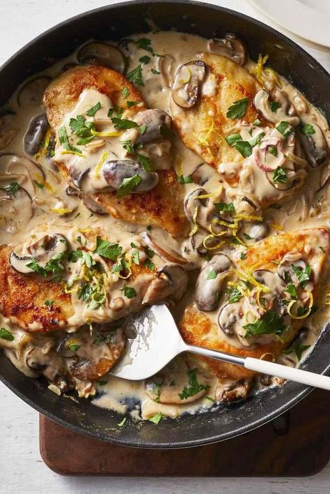 This 30-minute, one-skillet Chicken Scallopini is ready for even your craziest weeknights. Family-friendly and easy, there's a reason our Test Kitchen calls it "Old Faithful." #recipeideas #recipes #dinnerrecipes #southernliving Chicken Scallopini, 30 Minute Dinners, Creamy Mushroom Sauce, How To Cook Mushrooms, Chicken Cutlets, Skillet Chicken, Juicy Chicken, Single Person, Test Kitchen