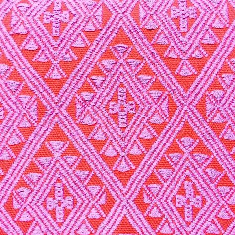 Mexican Textiles Pattern, Mayan Textiles, Thai Fabric, Guatemalan Textiles, Flower Print Pattern, Mexican Textiles, Thai Pattern, Ethno Style, Tablet Weaving