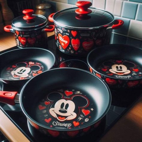 Cooking Equipment Kitchen Tools, Disney Character Makeup, Casa Disney, Mickey Mouse Kitchen, Mouse Pictures, Mickey Mouse Pictures, Disney Kitchen, Disney Mugs, Disney Ornaments