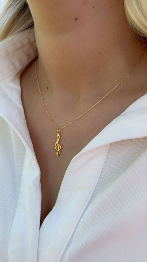 Treble Clef Necklace, Music Note Necklace, Minimal Gold, Delicate Pendant, Necklace Elegant, Treble Clef, Necklace Design, Musical Note, Music Note