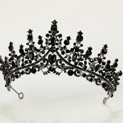 Black Tiara Gothic, Gothic Royalty, Tiara Design, Quince Stuff, Long Black Gloves, Crowns For Women, Queen Tiara, Gothic Halloween Costumes, Crystal Crowns