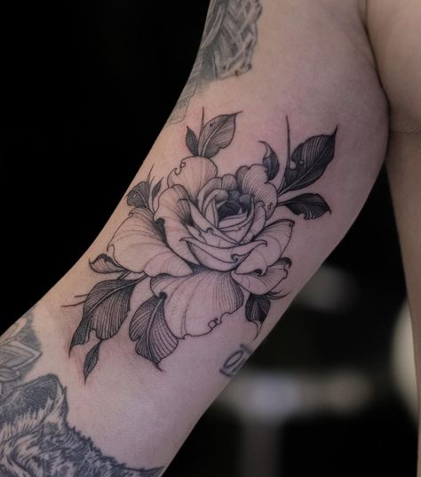 Quartz Nails, Special Tattoos, Explore Tattoo, Forest Tattoos, Flower Tattoo Shoulder, Sunflower Tattoos, Black Ink Tattoos, Flower Tattoo Designs, Fine Line Tattoos