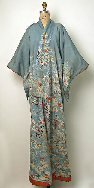 Kimono (image 1) | Japan | 19th century | silk | Metropolitan Museum of Art | Accession Number: C.I.53.22.9 Kimono Diy, Mode Retro, Kimono Japan, 일본 패션, Kleidung Diy, Beautiful Kimonos, Japanese Embroidery, Japanese Silk, Silk Kimono