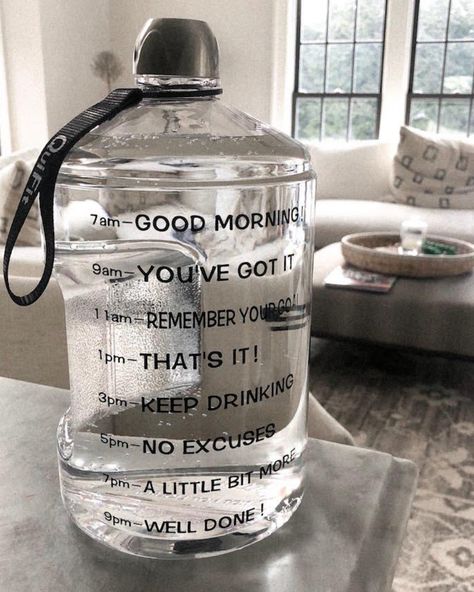 1 Gallon Water Bottle, Gallon Water Bottle, Water Aesthetic, Vision Board Manifestation, Healthy Lifestyle Motivation, Healthy Girl, Healthy Lifestyle Inspiration, Workout Aesthetic, Green Juice