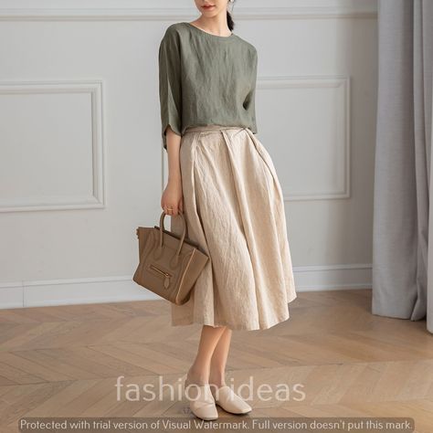 10 Stunning Skitter Dress Ideas to Elevate Your Fashion Game Soft Classic Skirts, Linen Skirt Outfit, Cotton Skirt Outfit, A Line Skirt Outfits, Custom Skirt, Business Casual Skirt, Linen Style Fashion, Long Linen Skirt, Linen Midi Skirt