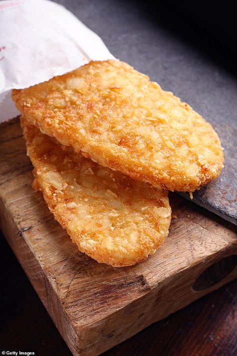 Easy Hashbrown Recipes, Mcdonalds Recipes, Homemade Hashbrowns, Frozen Potatoes, Hashbrown Recipes, Hash Brown, Hash Browns, Fried Food, Butter Chicken