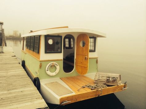 28′ scow hulled catamaran constructed from marine ply and reclaimed wood. Built in Falmouth, Maine, by Steve King and Rick Keith. Shanty Boat, Houseboat Living, Plywood Boat Plans, Plywood Boat, Build Your Own Boat, Wooden Boat Building, Wooden Boat Plans, Diy Boat, Boat Kits