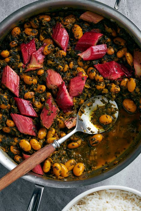 Iranian Cuisine, Spring Dinner, Bean Stew, Rhubarb Recipes, Nyt Cooking, Stew Recipe, Noodle Dishes, Red Meat, Stew Recipes