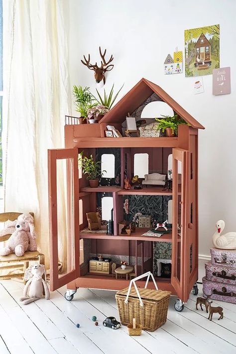 Dollhouse Wardrobe, Wooden Doll House, Diy Barbie House, Doll House Plans, Mini Doll House, Small Wardrobe, Wooden Doll, Miniature Diy, Barbie House