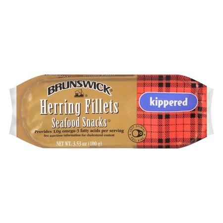 Brunswick Boneless Kippered Herring Fillets are premium and high-quality canned herring. Our herring is a convenient seafood snacks or perfect additions to chowders, soups, stews, sauces, or any seafood recipe. Weve come a long way from our humble beginnings on a small boat. But first and foremost, were still a family business at heart. Healthy never tasted so good! It's the Brunswick way. As a global seafood company, we recognize our responsibility to the health of our oceans and all who rely o Kippered Herring, Snacks At Walmart, High Protein Food, Bee Food, Food And Snacks, Protein Food, Nutrition Information, Calorie Diet, Saturated Fat