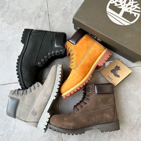 Timberland Premium Leather Boots “6 Inch High Waterproof Series” 🔗 Link in Bio to Shop Whatsapp: +234 9050867106 Price: N90,000 (Size 40 - 47) Beeline x Timberland Boot Price: N85,000 (Size: 40 - 46) Timberland Boot Same day delivery within Lagos 🇳🇬 2/3 days for deliveries outside Lagos state 5/7 working days for international shipping For more info and order placement, please call or WhatsApp us on ☎️ 09050867106 #sld_signatures #sld_store #onlineshore #timberland #timberlandboots #bee... Black Timberland Boots Outfit, Custom Timberland Boots, Timberland Custom, Blinders Quotes, Timberland Boots Outfit Mens, Timberland Boot, Guys Fashion Casual, Timberland Boots Black, Timberland Boots Outfit