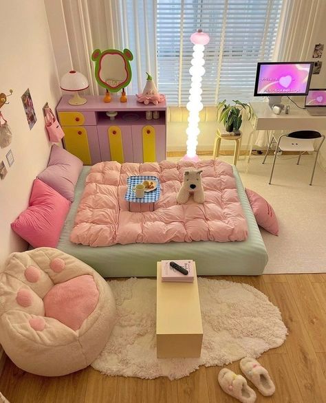 Bedroom pastel aesthetic Pastel Home Design, Aesthetic Room Corner Ideas, Bedroom Pastel Aesthetic, Pastel Room Decor Bedroom Ideas, Pastel Room Aesthetic, Bedroom Pastel, Pastel Aesthetic Room, Comfortable Bedroom Decor, Cool Dorm Rooms