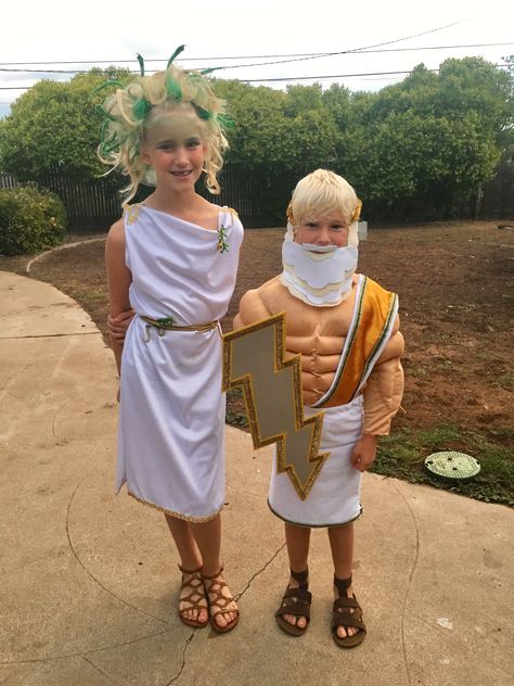 Medusa and Zeus costumes Zeus Costume, Zeus Lightning Bolt, Left Brain, Family Pics, Costume Cosplay, Cosplay Ideas, Family Pictures, Halloween Ideas, Fantasia