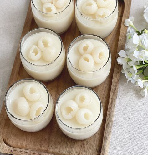 Lychee Pudding, Taro Pudding, Lychee Recipes, Lychee Syrup, Agar Agar Jelly, Asian Dessert Recipes, Agar Jelly, Milk Jelly, Soya Milk