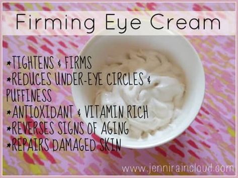 You don't have to spend an arm and a leg on Anti-Aging Eye Cream Products. It is so simple and affordable to make your own DIY Anti-Aging Eye Cream Recipes! You have to try these recipes, they are awesome! #eyecream #antiaging #DIYrecipes #diyskincare Homemade Anti Aging Serum, Eye Cream Recipe, Diy Wrinkle Cream, Homemade Eye Cream, Anti Aging Homemade, Diy Eye Cream, Diy Anti Aging, Firming Eye Cream, Creme Anti Age