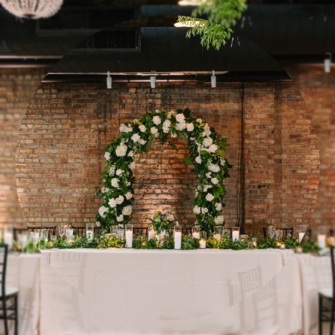 Wedding Dinner Setting, Wedding Dais, Altar Wedding, Brick Wedding, Dinner Setting, Wall Brick, A Brick Wall, Let's Get Married, Old Bricks