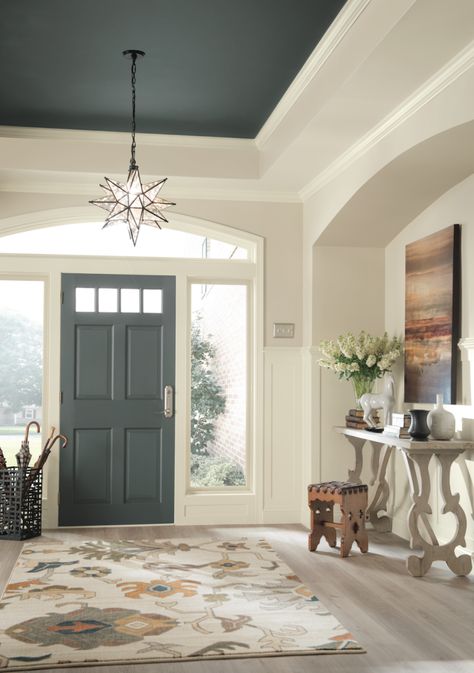 Passionate Craftsmanship: Sherwin-Williams 2016 Nouveau Narrative Palette: Sherwin-Williams 2016 Color Forecast | Nouveau Narrative (love this painted ceiling!) Foyer Colors, Foyer Paint Colors, Foyer Paint, Ceiling Paint Colors, Dark Ceiling, Plafon Gypsum, House Tips, Plafond Design, Colored Ceiling