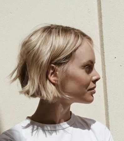 Short Blonde Bobs 2023, Julian Huff Hair, Ear Length French Bob, Layered Bob Hairstyles No Bangs, Short Blonde Hair Square Face, Layered Bob Asian Hair, Jaw Line Haircuts, Short French Bob No Bangs, Bob No Bangs Chin Length