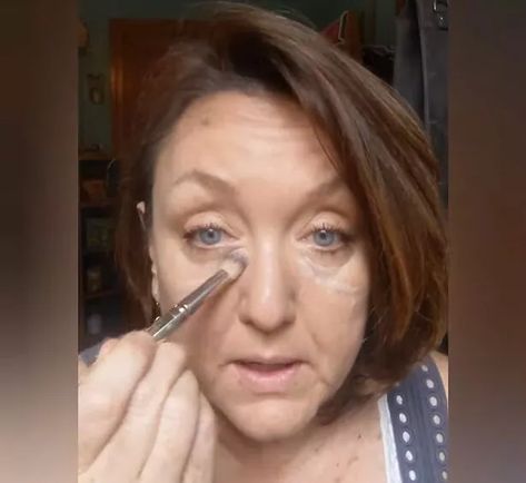 Under Eye Dark Circles Over 50, Makeup Tips For Under Eye Bags, Baggy Under Eyes, Dark Eye Bags Makeup, Dark Circles And Bags Under Eyes, Concealer For Under Eye Bags, Makeup Eye Bags, Dark Puffy Circles Under Eyes, How To Cover Bags Under Eyes Makeup