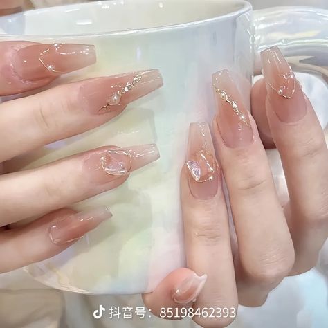 Nail China Style, Chinese Nails Designs, Xiaohongshu Nails, Nails Douyin, Chinese Nails, Douyin Nails, Best Nail Designs, Nail Aesthetic, China Nails