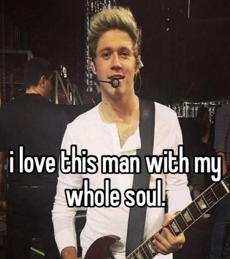 Niall Horan Whisper, One Direction Whisper, Hello Lover, One Direction Photos, Irish Princess, Irish Boys, One Direction Harry, One Direction Humor, Dance With You