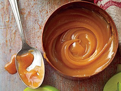 Apple Cider Caramel, Caramel Sauce Recipe, Apple Cider Caramels, Caramel Recipes Sauce, Southern Desserts, Caramel Recipes, Homemade Caramel, Sweet Sauce, Caramel Sauce