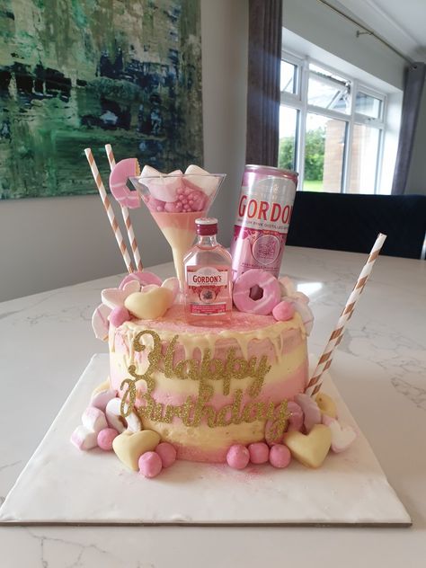 Pink Gin Birthday Cake, 18th Birthday Cake Alcohol, Cocktail Birthday Cake, Gin Cake, Birthday Cake For Mum, Alcohol Birthday Cake, 21 Cake, 19th Birthday Cakes, Alcohol Cake