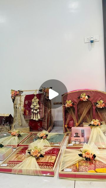 Bridal Packing, Trousseau Packing, Doli, Lehnga Packing, Saree Packing, Wedding Trays Dahej Packing Ideas, Saree Trousseau Packing, Trousseau Packing For Bride, Tray Packing Ideas, Saree Gift Packing Ideas, Bridal Packing Ideas, Saree Packing Ideas, Saree Packing Ideas Wedding, Saree Packing