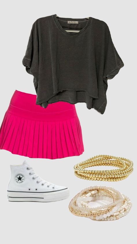 Cute Outfits For Chilly Weather, Preppy Outfits With Skirts, Collage Student Outfit, Preppy High School Outfits, Goldhinge Skirt Outfit, Goldhinge Skirt Outfit Ideas, White Skirt Outfit Casual, Preppy Outfits Skirt, Cute Summer Fits For School