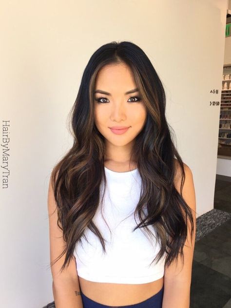 Asian Hair Highlights, Balayage Asian Hair, Highlights For Dark Brown Hair, Hair Color Asian, Black Hair Balayage, Subtle Ombre, Brunette Hair With Highlights, Black Hair With Highlights, Dark Hair With Highlights