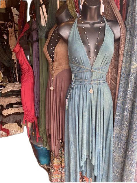 Hippie Dress Outfit, Ethereal Clothing, Sun Outfit, Earthy Chic, Timeless Fashion Pieces, Look Boho Chic, Mode Hippie, Boho Outfit, Hippie Dress