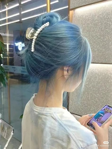 Siren Hair Color, Light Blue Hair, Korean Hair Color, Hair Style Korea, Dyed Hair Inspiration, Punk Hair, Pretty Hair Color, Hair Color Blue, Dye My Hair