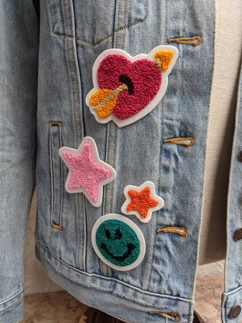 Chenille Patch Ideas, Jacket Patches Ideas, Punch Needle Patch, Patches On Jeans, Painted Suitcase, Handmade Patches, Chenille Patches, Handmade Patch, Chenille Patch