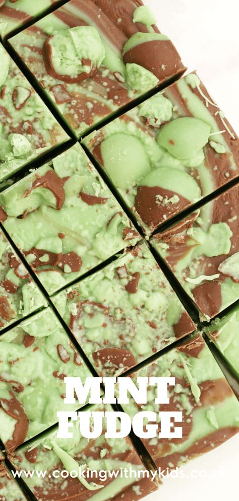 Mint chocolate fudge | Easy recipe | Cooking with my kids Fudge Condensed Milk, Mint Chocolate Fudge Recipe, Mint Fudge Recipe, Mint Chocolate Fudge, Mint Fudge, Fudge Recipes Easy, Fudge Easy, Baking With Kids, Homemade Treats