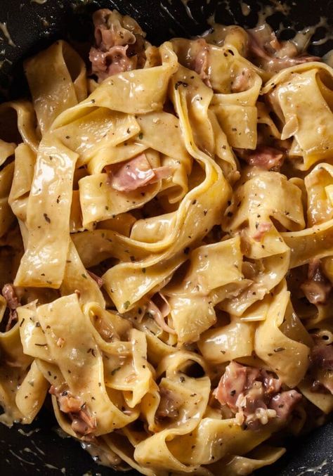 Pappardelle Pasta, Pasta Italiana, Pasta Lover, Pasta Fresca, Food Club, Italian Pasta, Prosciutto, Clean Eating Snacks, Pasta Dishes