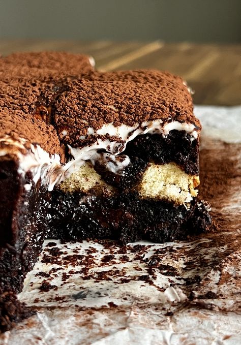 Espresso Brownies Recipe, Tiramisu Chocolate Cake, Tiramisu Brownies Recipe, Fancy Tiramisu, Brown Desserts, Brown Butter Recipes, Fancy Brownies, Brownie Tiramisu, Fancy Dessert Recipes