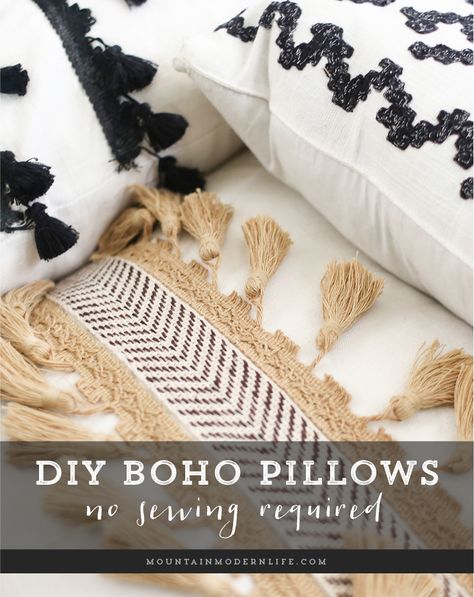 Who doesn't love throw pillows? Add texture to your home with these super easy DIY boho pillows, no sewing required! MountainModernLife.com via @MtnModernLife Throw Pillow Diy, Diy Throw Pillows, Boho Duvet Cover, Design Online Shop, Diy Pillow Covers, Diy Boho Decor, Tassel Pillow, Pom Pom Pillows, Boho Throw Pillows