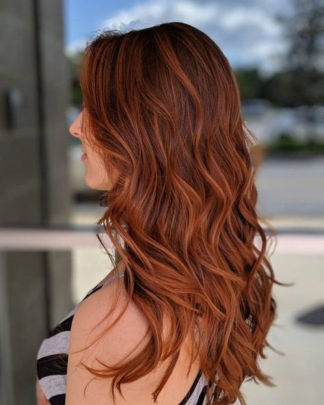 25 Best Auburn Hair Color Ideas for 2019 - Dark, Light & Medium Auburn Hair Color Auburn Brown, Medium Auburn Hair, Auburn Hair Color Ideas, Deep Brown Hair, Auburn Hair Color, Fall Hair Color Trends, Perfect Hair Color, Hair Color Burgundy, Ginger Hair Color