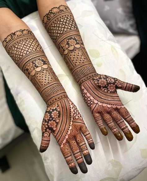 Bridal Mehandi Designs, Bridal Henna Design, Bridal Mehandi, मेहंदी डिजाइन, Mehndi Designs Bridal Hands, Mehndi Designs For Kids, Very Simple Mehndi Designs, Simple Mehndi Designs Fingers, Full Mehndi Designs