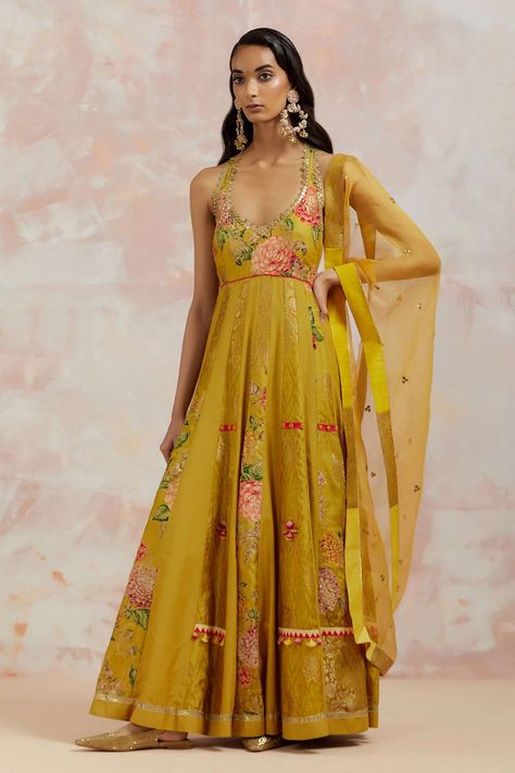 Shop for AUM by Asit and Ashima Yellow Silk Floral Embroidered Anarkali With Dupatta for Women Online at Aza Fashions Halter Neck Anarkali, Halter Neck Kurti, Sleeveless Anarkali, Anarkali Suits Designer, Anarkali Designs, Anarkali With Dupatta, Sheer Dupatta, Daytime Wedding, Angrakha Style