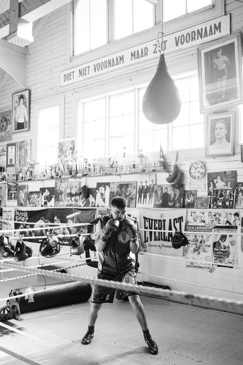 Liridon Fazlio - Boxing Photoshoot at Flandria Boxing Ostend #portraitphotoshoot #business #smallbusiness #model #beautiful #photoshoot #beauty #studio #studiophotoshoot #creativeinspiration #portraitphotography #portraits #postmoreportraits #quitethechaos #boxingphotoshoot #athlete #boxing Aesthetic Boxing Pictures, Black And White Boxing Photography, Boxing Film Photography, Underground Boxing Aesthetic, Cdg Foamposite, Boxing Portrait, Vintage Boxing Gym, Old School Boxing, Boxing Photoshoot